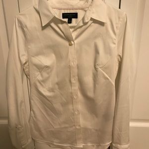 Banana Republic tailored fit stretchy button down
